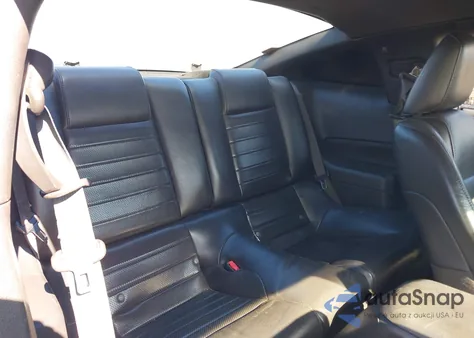 2009 Ford Mustang Gt/Gt Premium z USA, uszkodzony, nr VIN 1ZVHT82H195145878